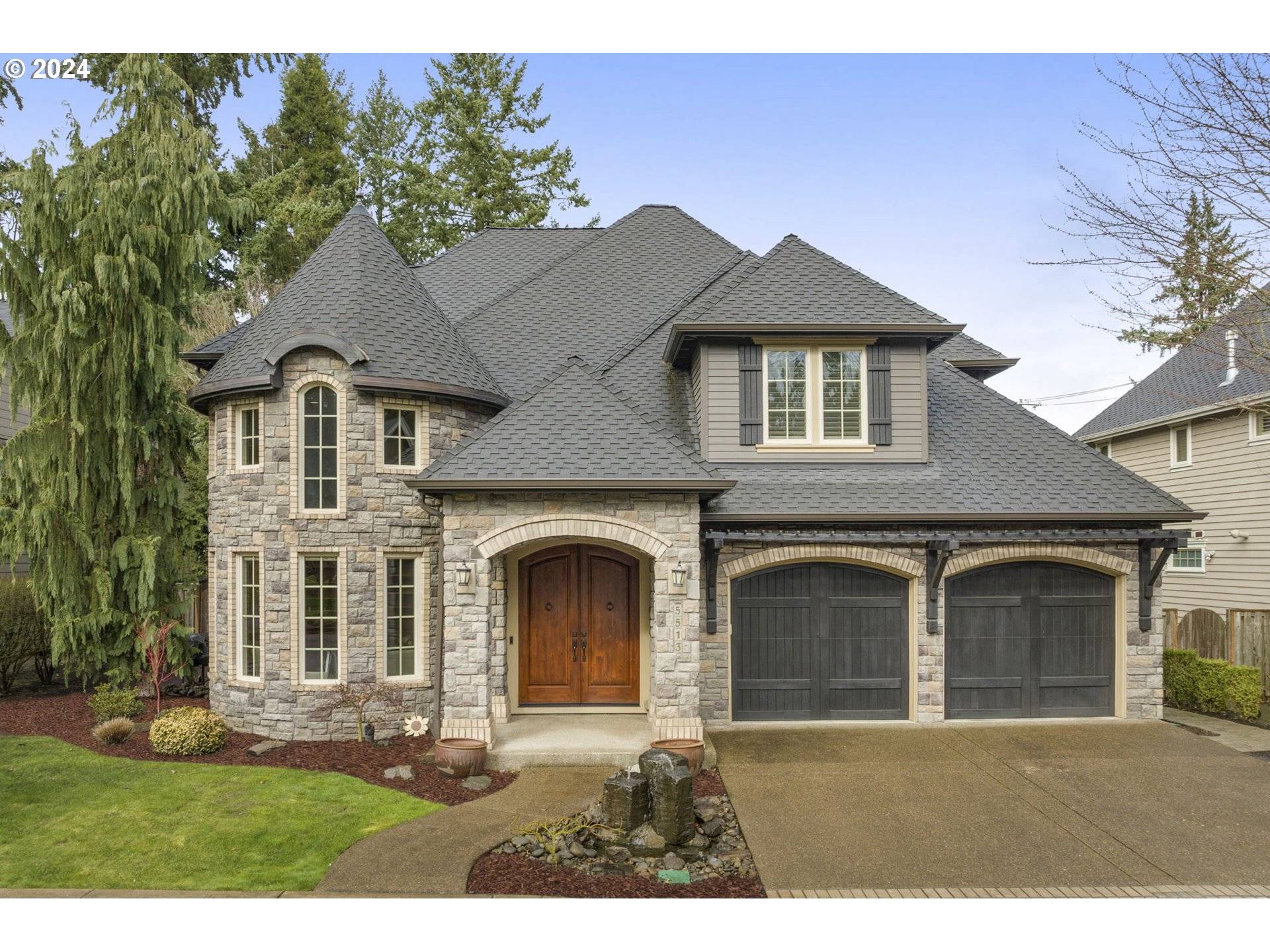 Lake Oswego, OR 97035,5513 RACHEL LN