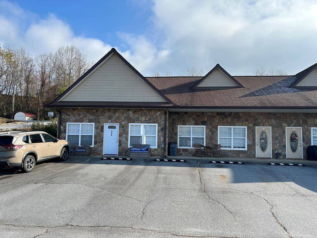 Hiawassee, GA 30546,306&308 Big Sky Drive