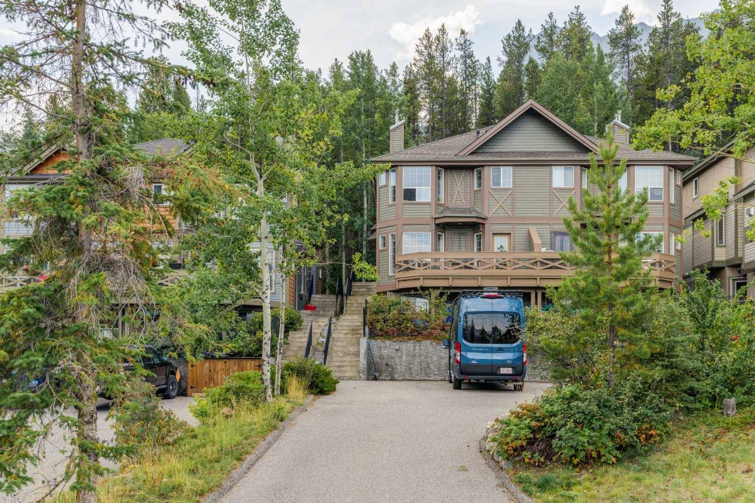 Canmore, AB T1W 2Y8,827 Wilson WAY #2