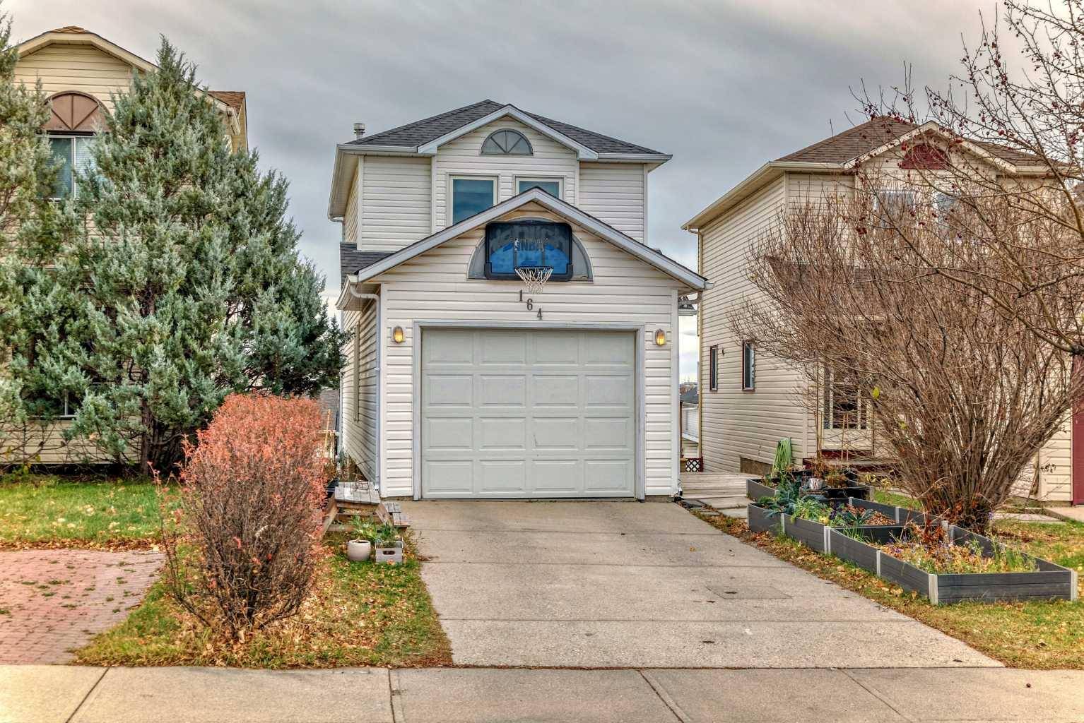 Calgary, AB T2K 6H5,164 Hunterhorn DR NE