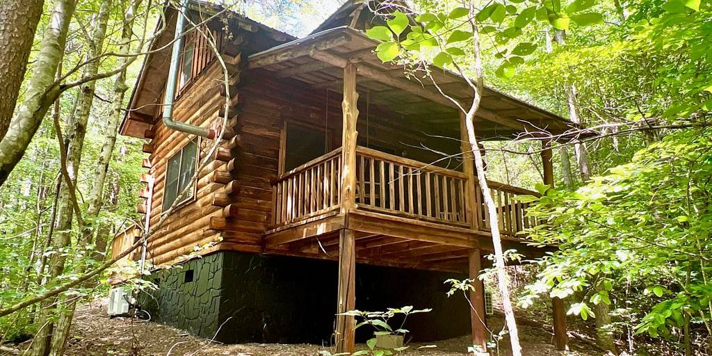 Blairsville, GA 30512,96 Log Cabin Drive