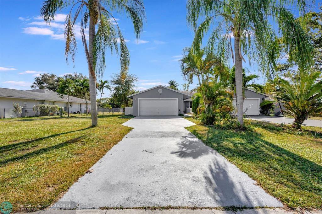 Royal Palm Beach, FL 33411,134 Sparrow Dr  #A