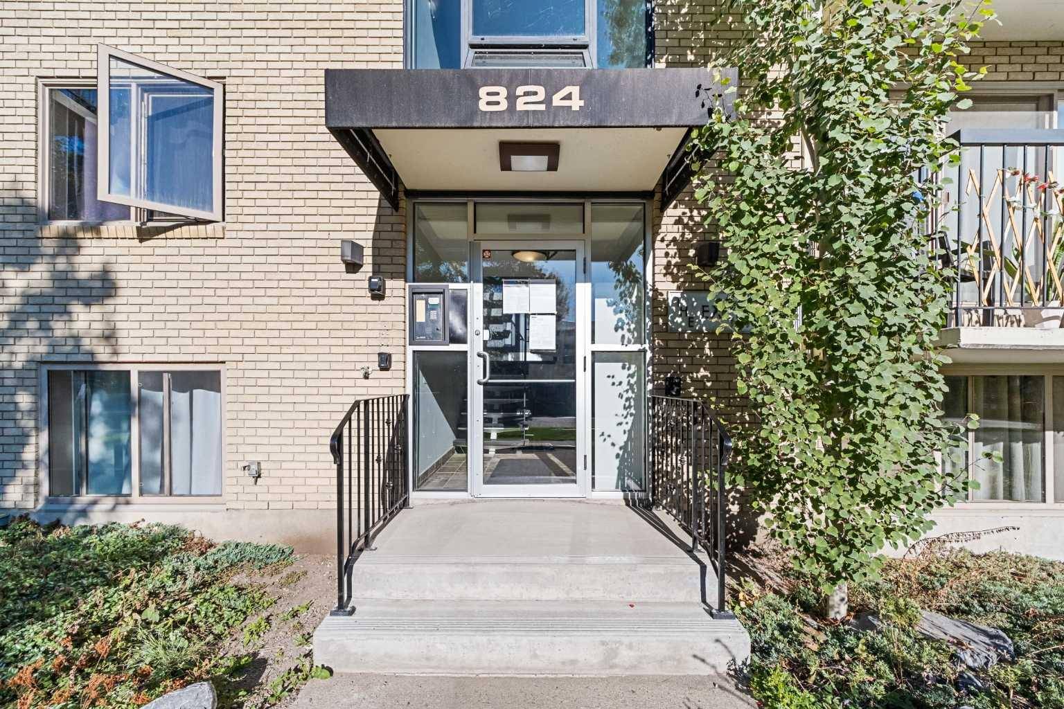 Calgary, AB T2N 0M8,824 4 AVE NW #303