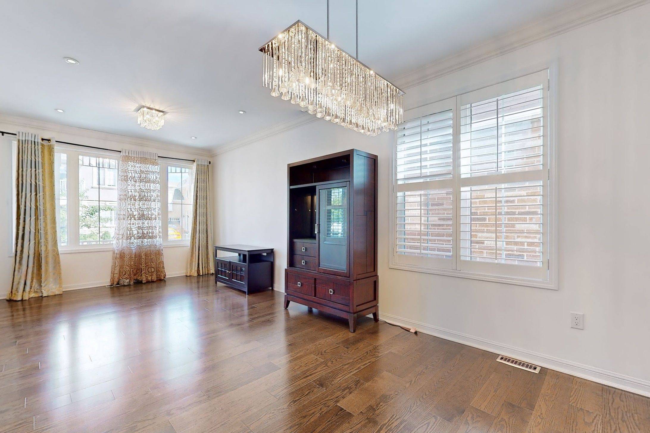Milton, ON L9T 8J2,942 Drysdale CRES