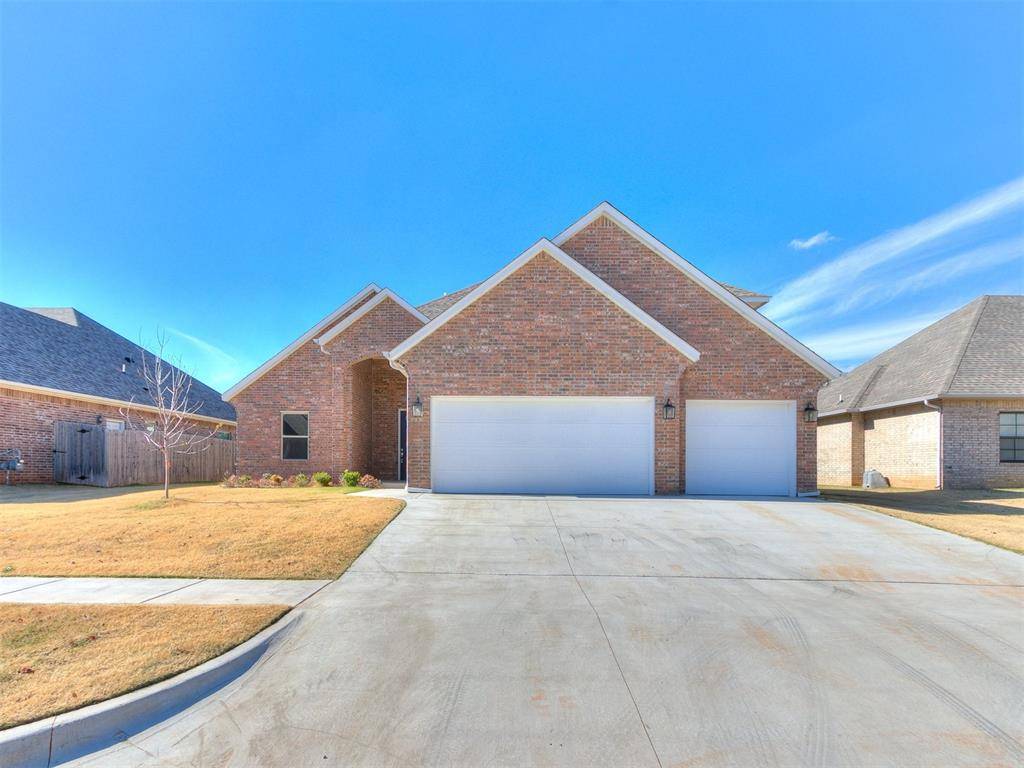 Yukon, OK 73099,11121 Fairways Avenue