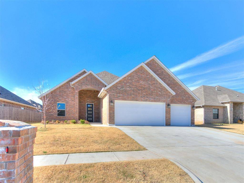 Yukon, OK 73099,11121 Fairways Avenue