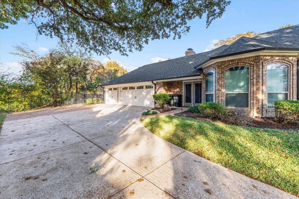 Keller, TX 76248,805 Tall Oak Lane