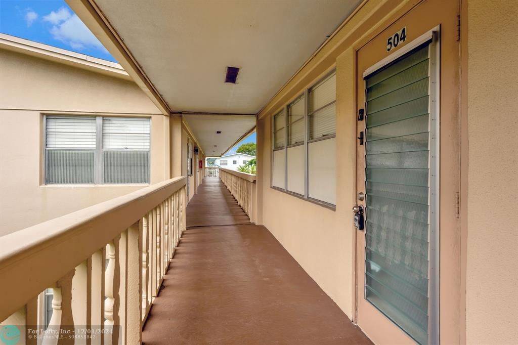 Deerfield Beach, FL 33442,504 Tilford  #504