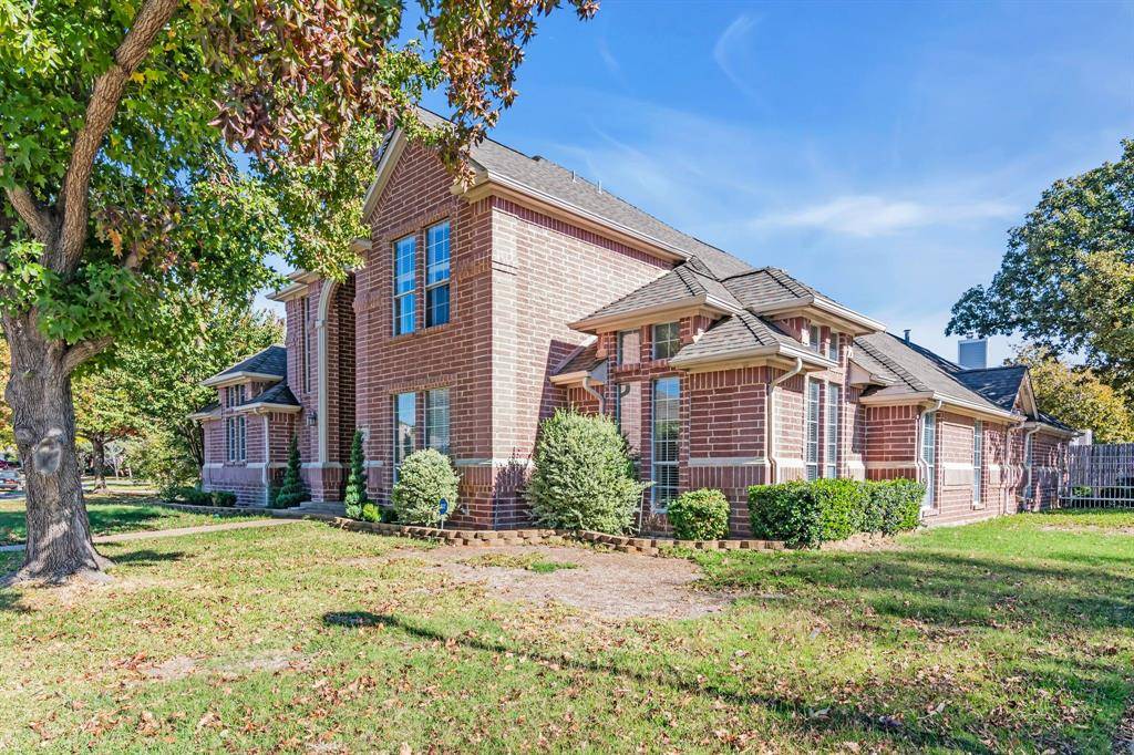 Bedford, TX 76021,2700 Willow Creek Court