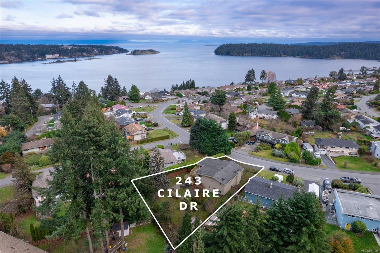 Nanaimo, BC V9S 3E6,243 Cilaire Dr