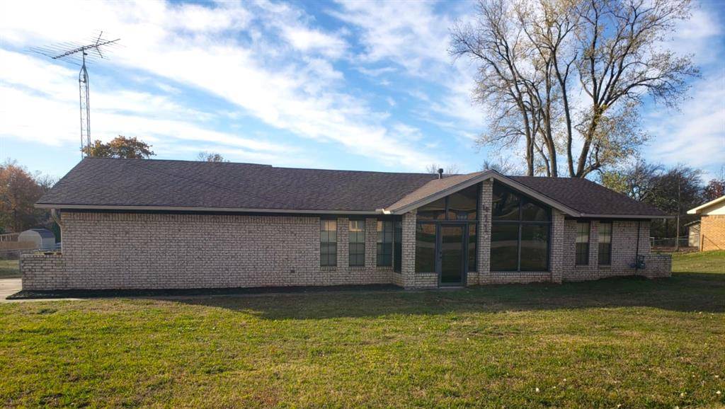 Holdenville, OK 74848,411 Warren Street