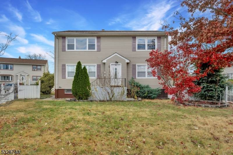 Ridgefield Park Village, NJ 07660,92 Bergen Tpke #2