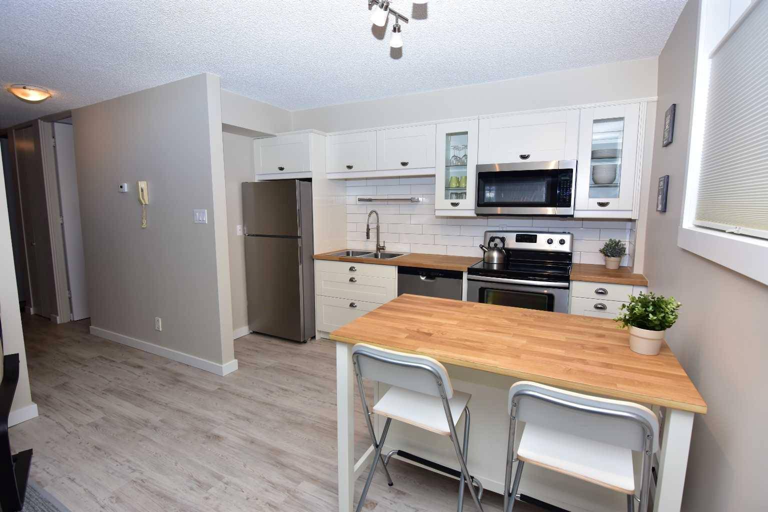 Peace River, AB T8S 1G6,9523 88 AVE #C1