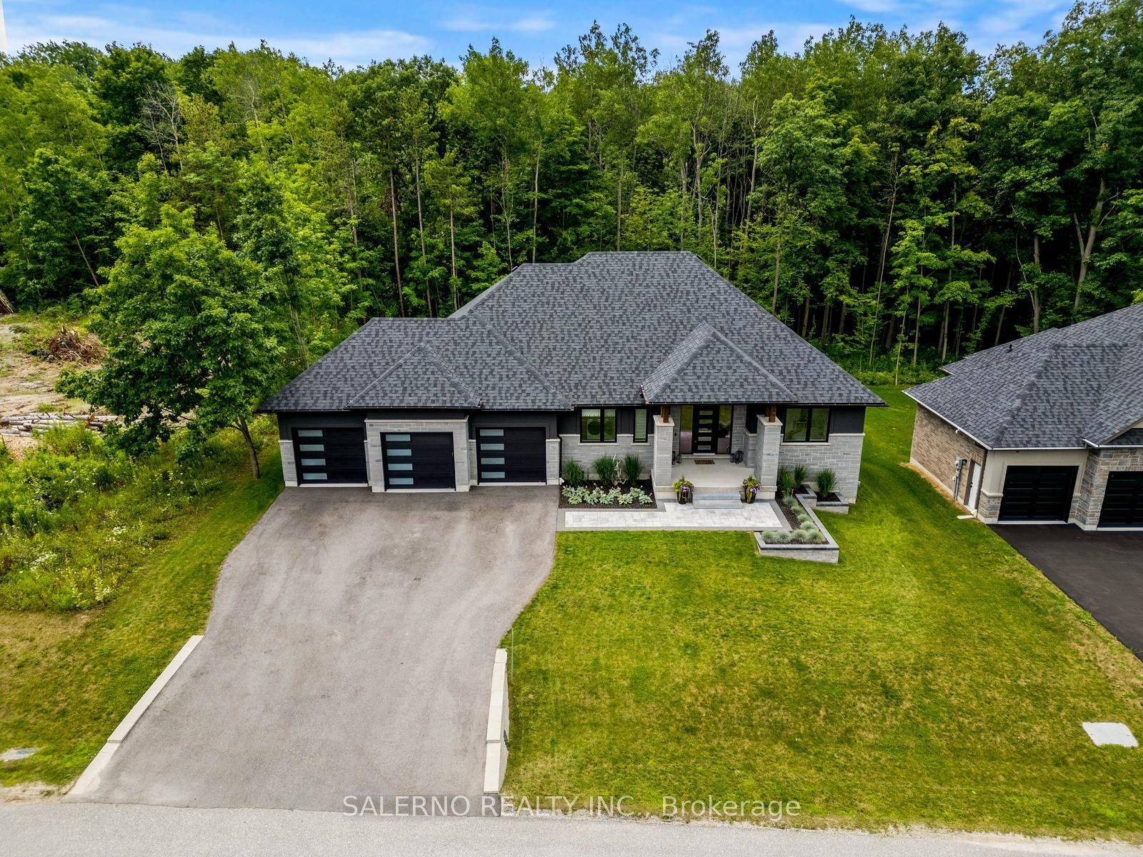 Springwater, ON L9X 0J1,10 Jean Miller CT