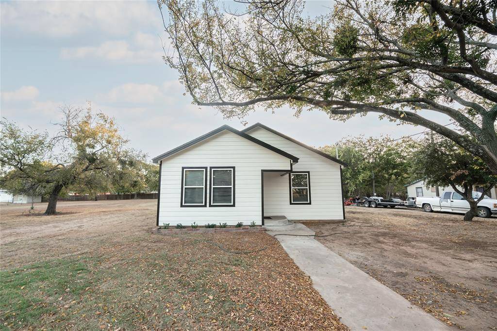 Nocona, TX 76255,900 Fayette Street