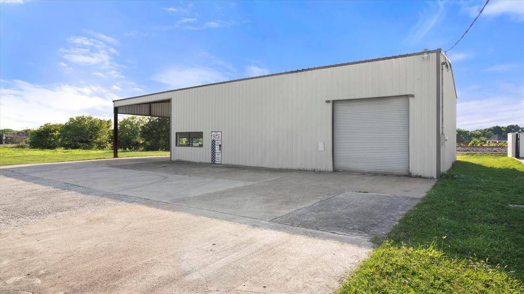 Red Oak, TX 75154,307 N State Highway 342