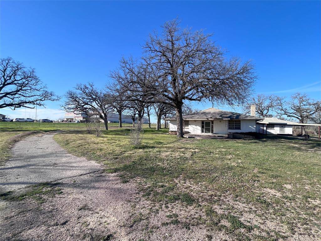 Comanche, TX 76442,7650 Hwy 67/377 N