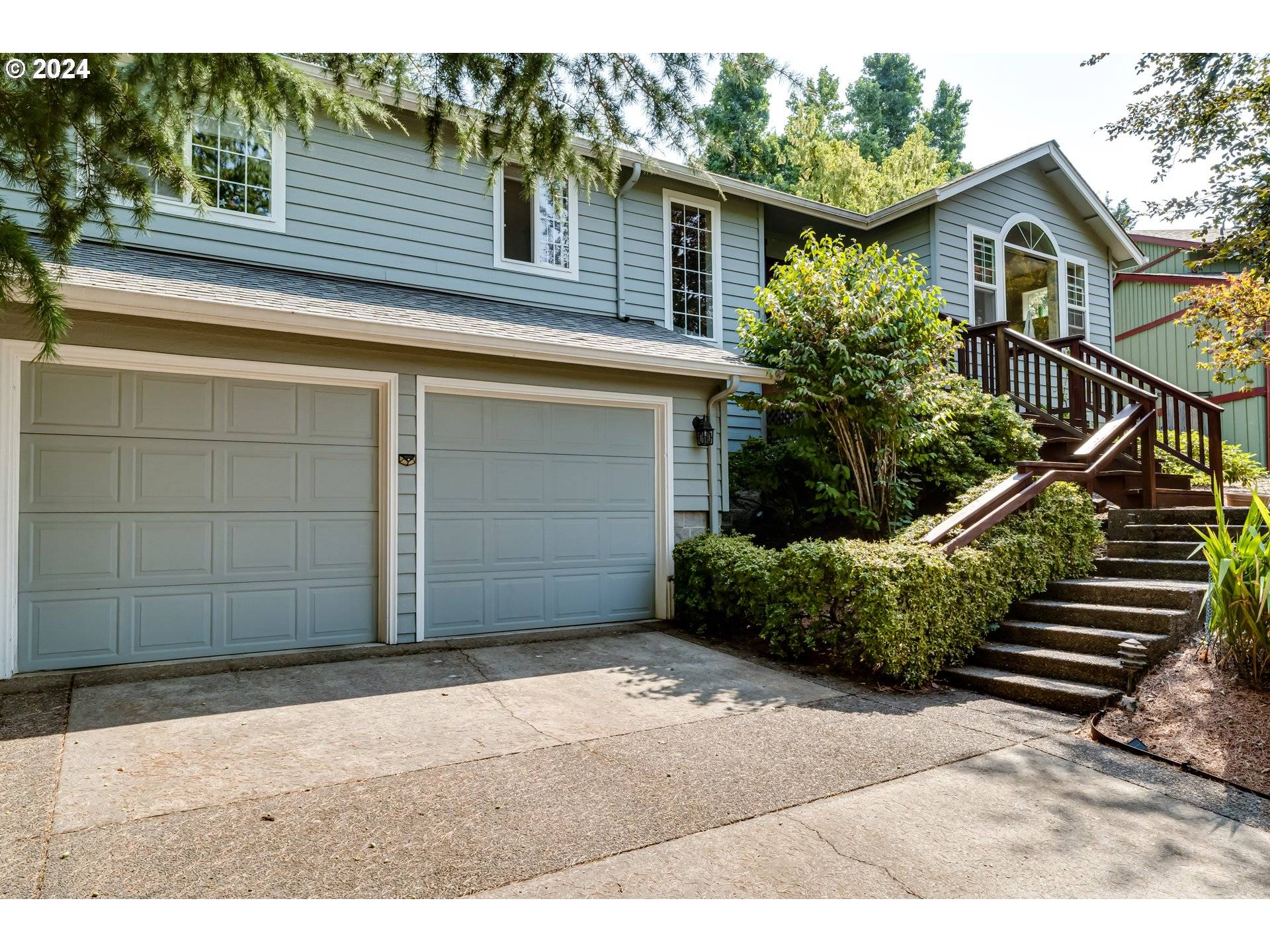 Eugene, OR 97403,2631 MOON MOUNTAIN DR