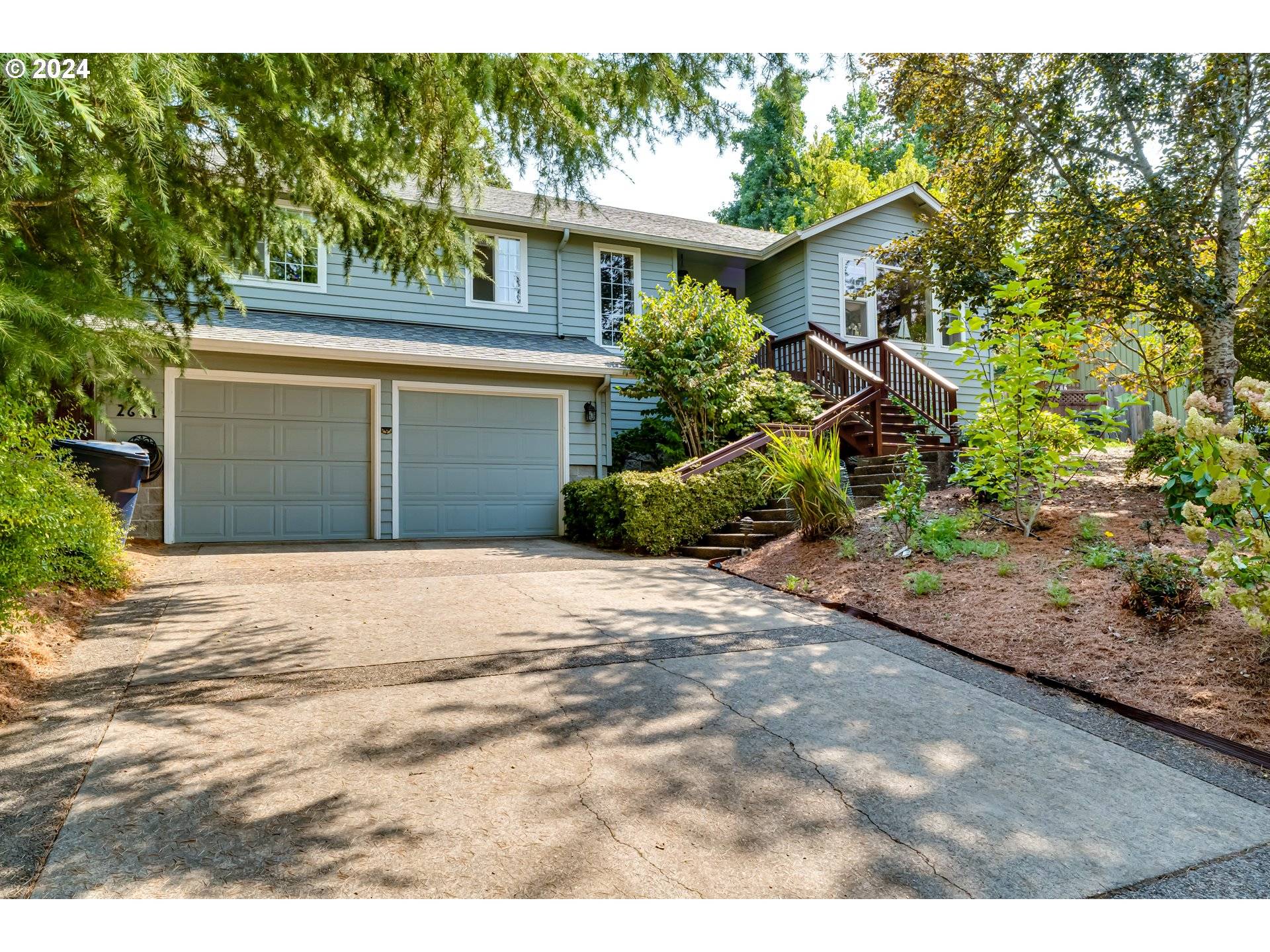 Eugene, OR 97403,2631 MOON MOUNTAIN DR