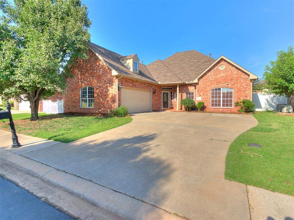 Edmond, OK 73012,16517 Covington Manor