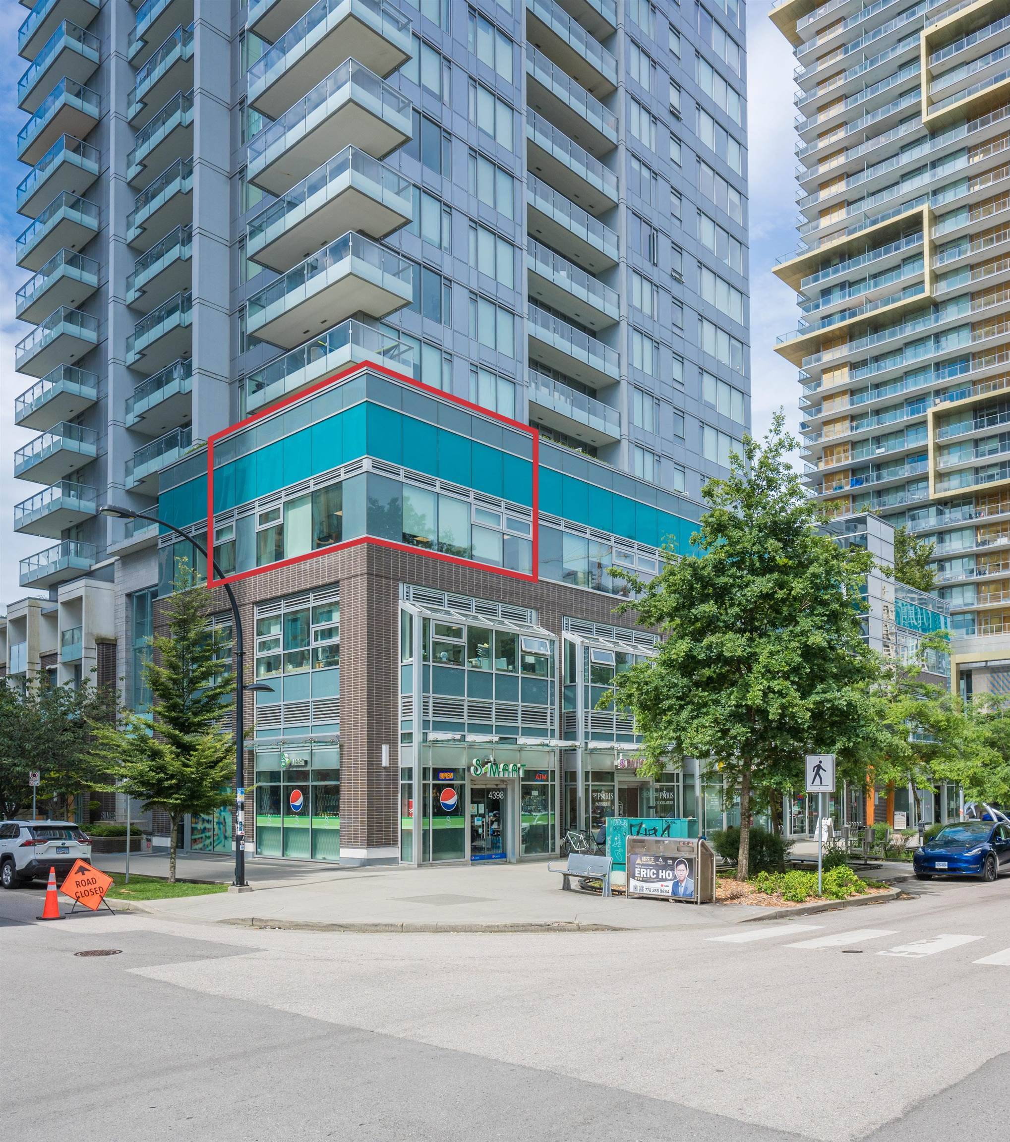 Burnaby, BC V5H 0E7,405 4388 BERESFORD STREET