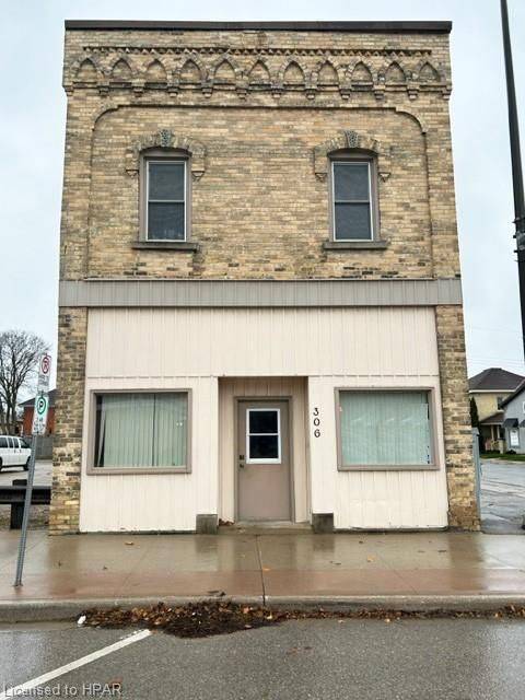 North Huron, ON N0G 2W0,306 JOSEPHINE ST