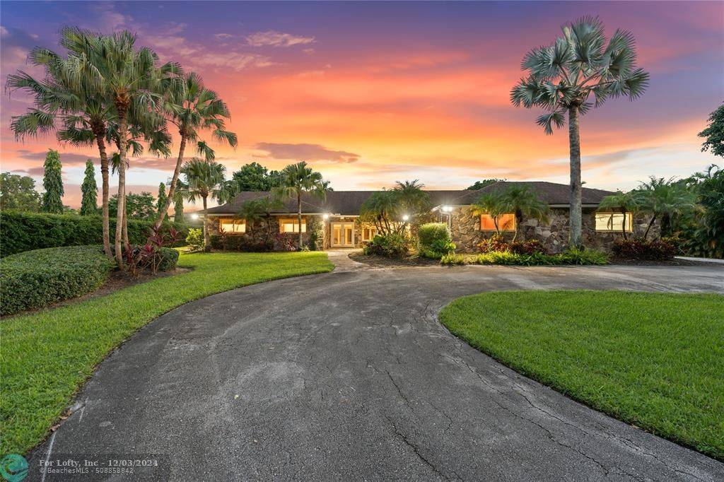 Southwest Ranches, FL 33330,13900 MUSTANG TRAIL