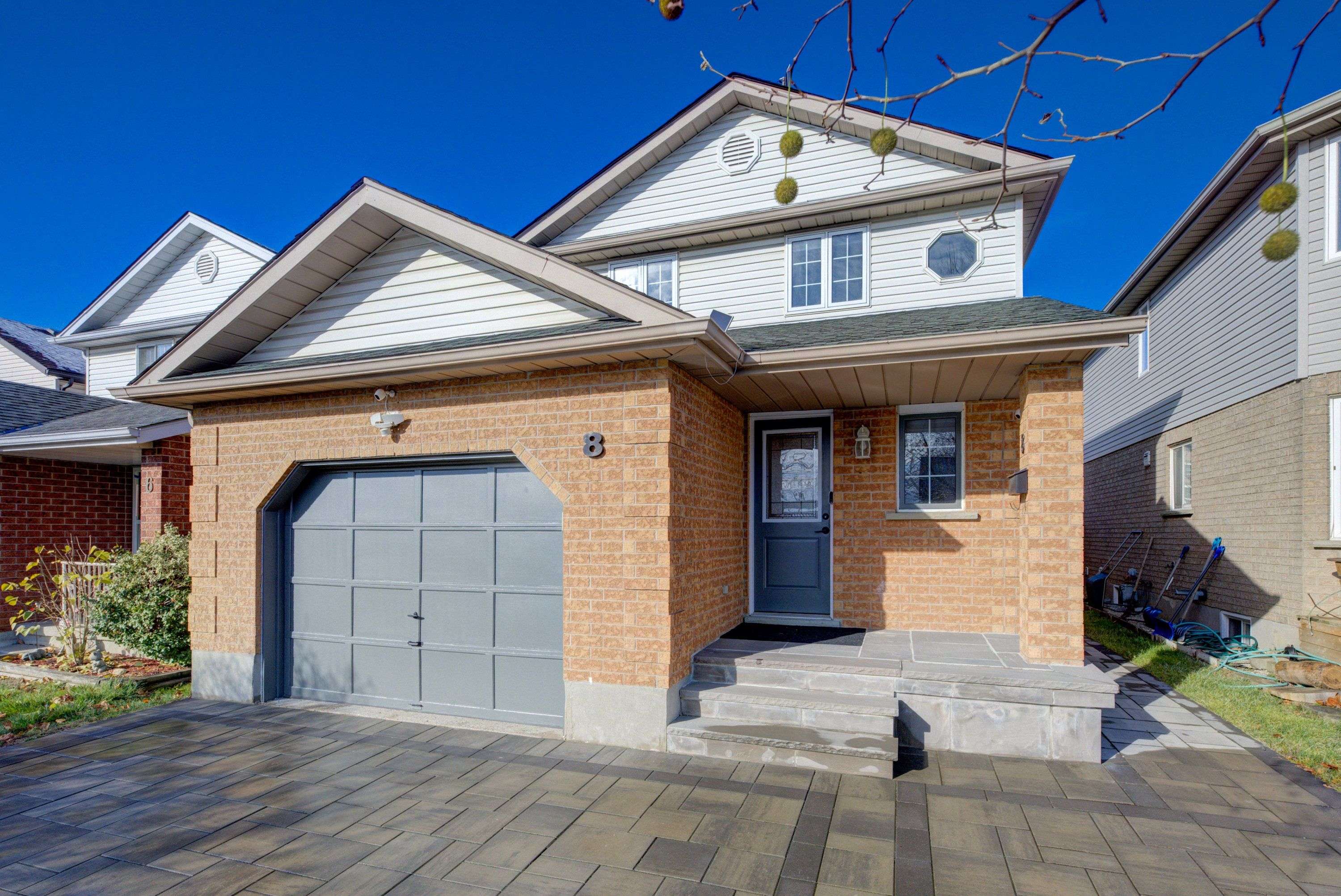 Guelph, ON N1K 1T5,8 Bushmills CRES