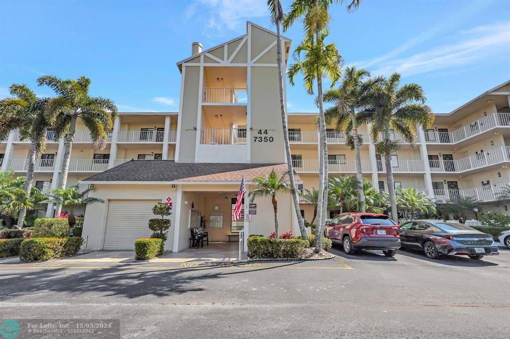 Delray Beach, FL 33446,7350 Kinghurst Dr  #402