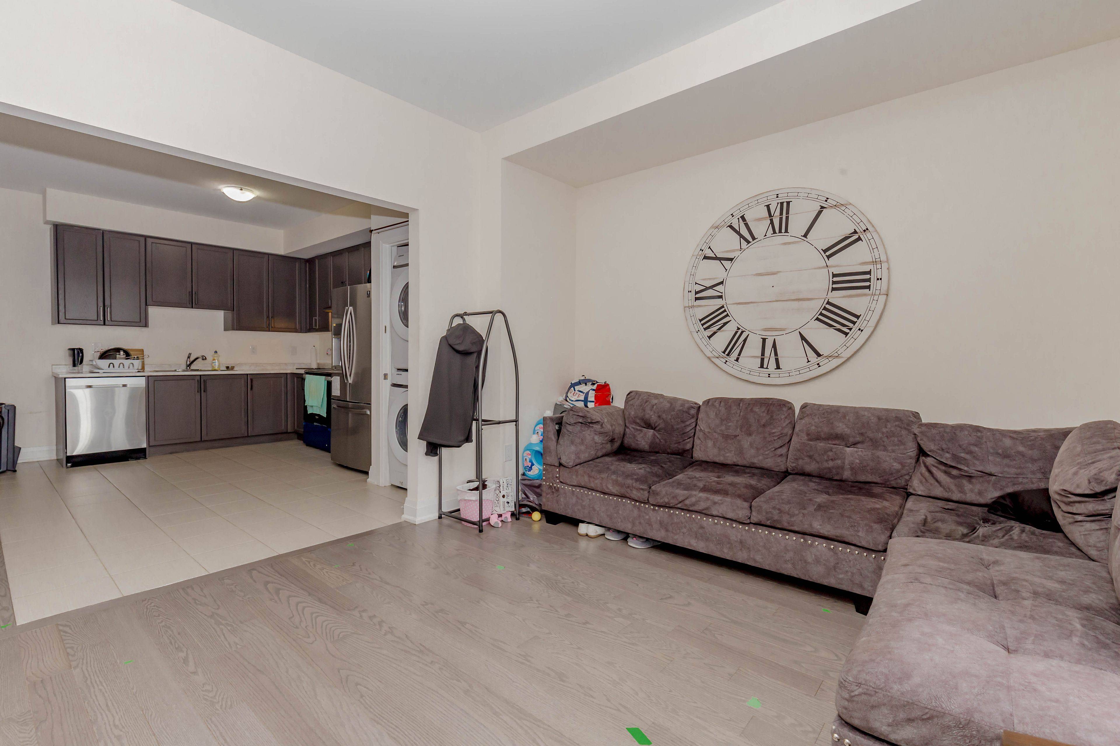 Brampton, ON L6Y 0H8,69 Allegro DR