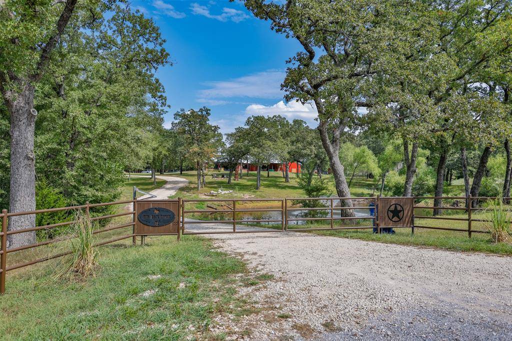 Whitesboro, TX 76273,1380 Rich Road