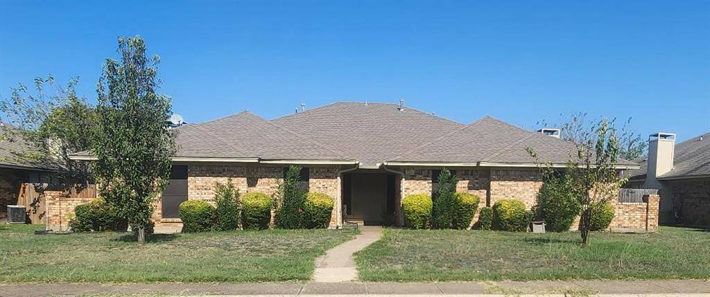 Desoto, TX 75115,1224 Mockingbird Lane #2