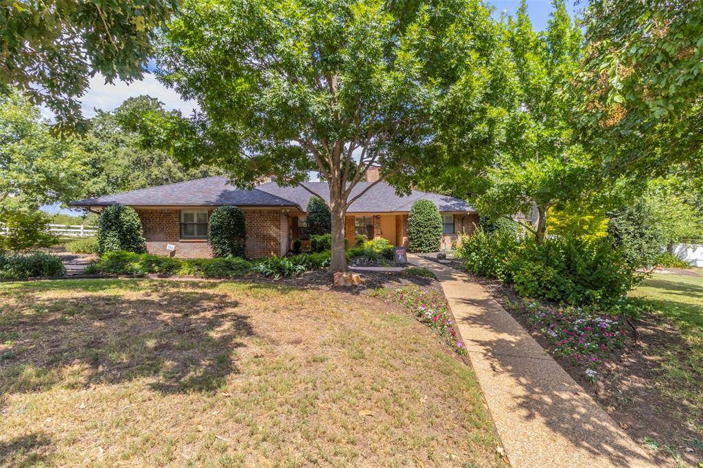 Dalworthington Gardens, TX 76016,3205 Wild Oak Court