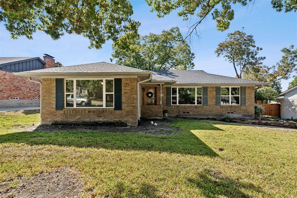 Dallas, TX 75238,9828 Ridgehaven Drive