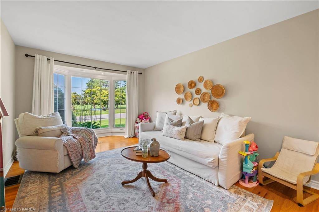 867 ASHTON PL, Kingston, ON K7M 6B2