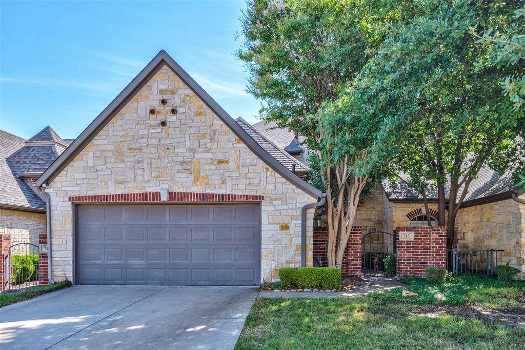 Granbury, TX 76048,715 N Avalon Court