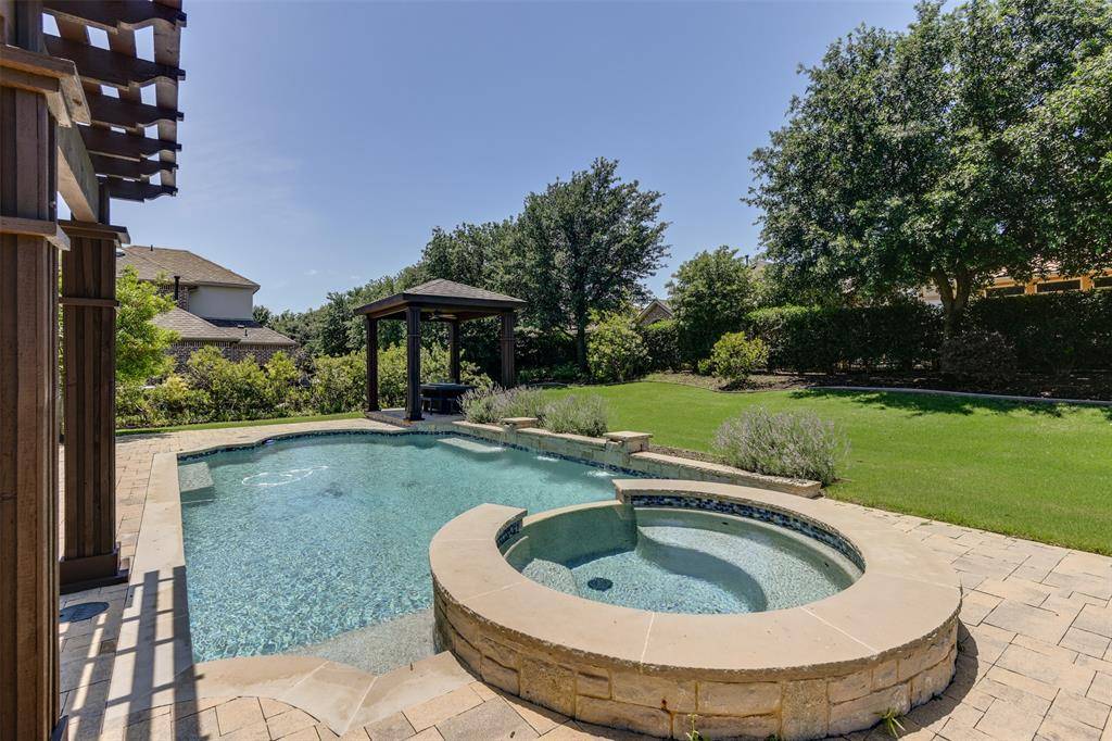 Mckinney, TX 75070,6008 Southwind Lane