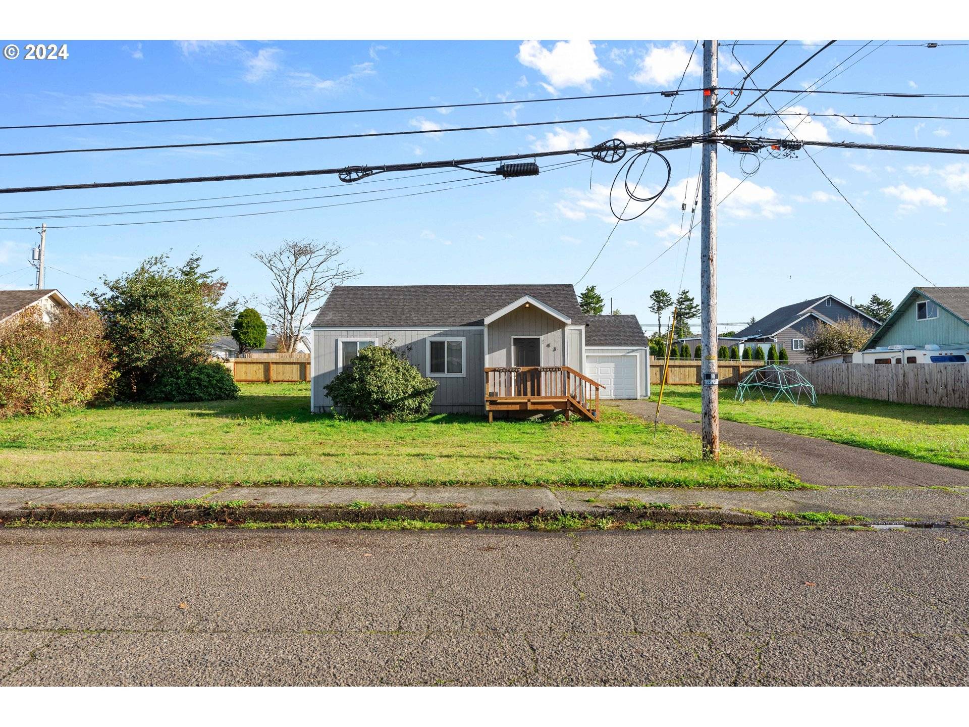 Coos Bay, OR 97420,243 S MARPLE ST