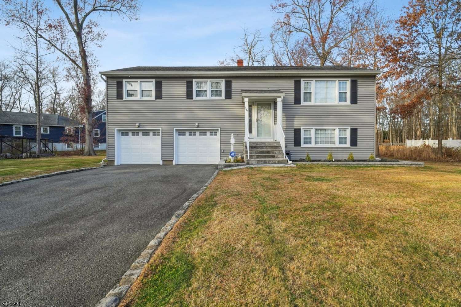 Florham Park Boro, NJ 07932,14 Kenneth Ct