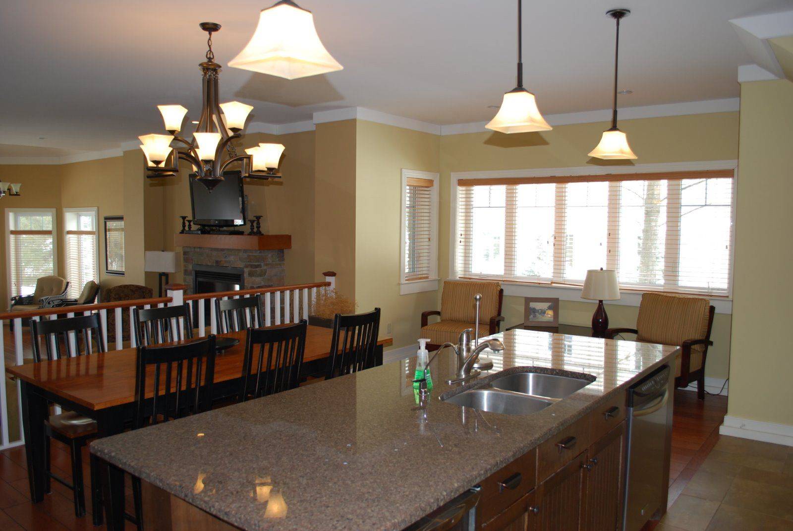 Rideau Lakes, ON K0G 1X0,532 10th Concession RD #8-2