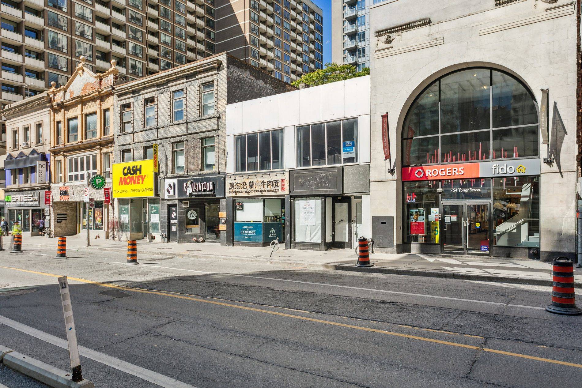 Toronto C01, ON M4Y 2B6,760 Yonge ST #2 Flr