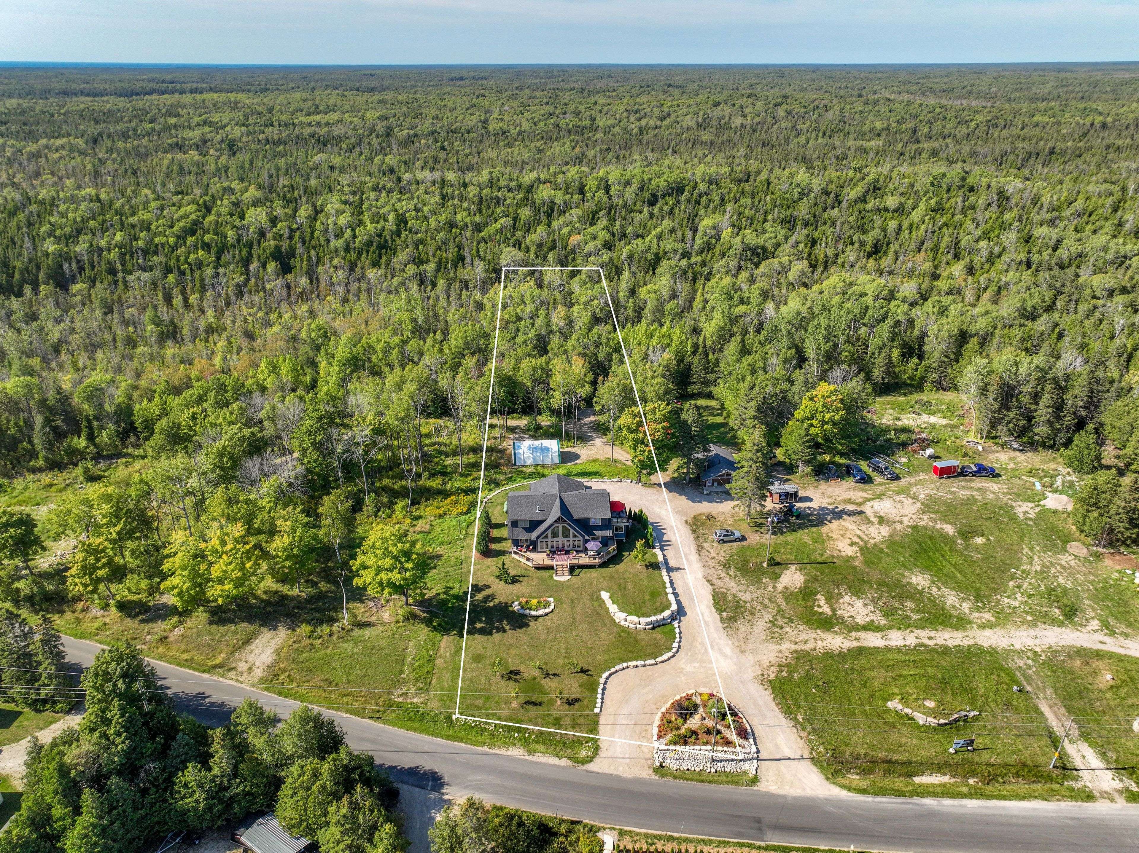 Northern Bruce Peninsula, ON N0H 1W0,112 Tamarac RD