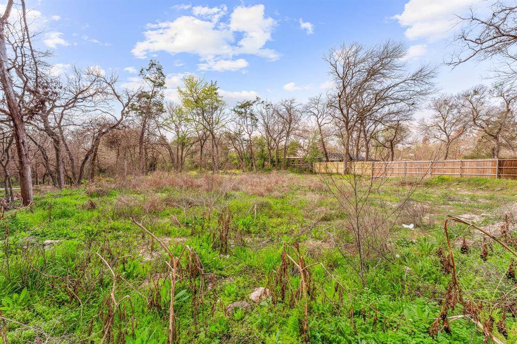 Dallas, TX 75233,2725 Gladiolus Lane