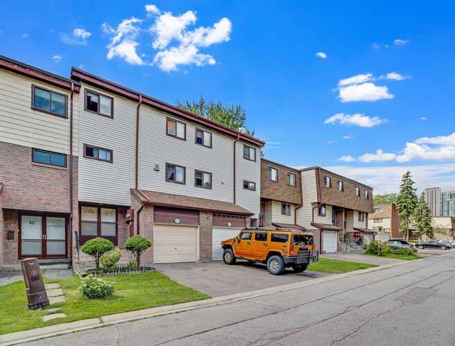 Mississauga, ON L5A 3M2,180 Mississauga Valley BLVD ##92