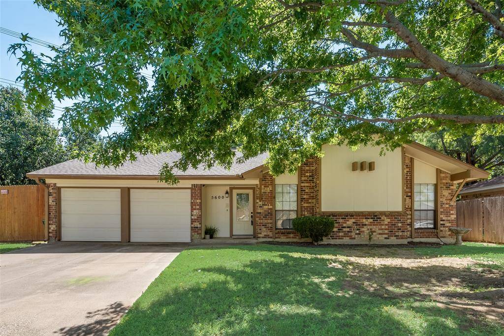 Arlington, TX 76016,5600 Smouldering Wood Court