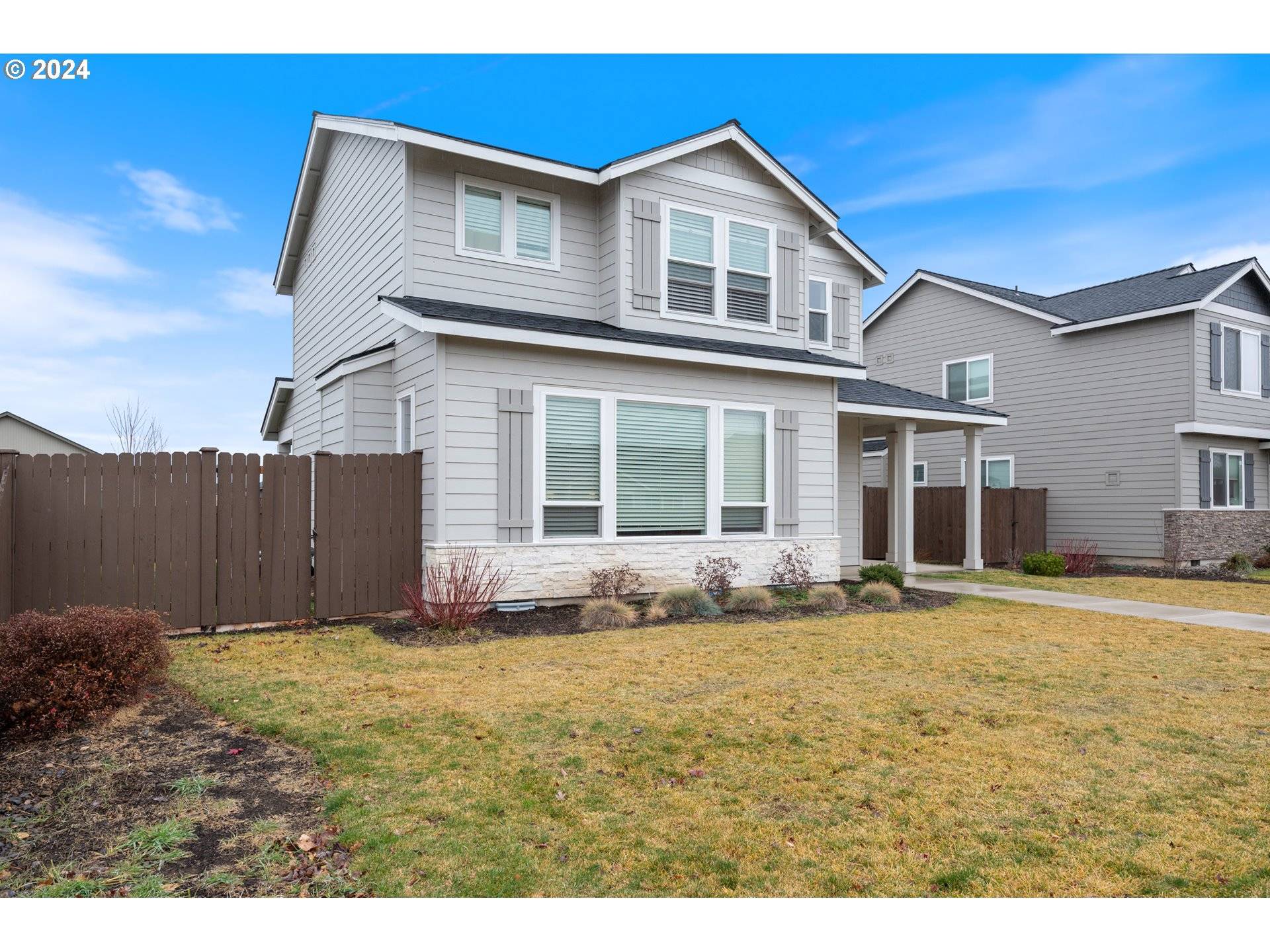 Redmond, OR 97756,764 NW 27TH ST