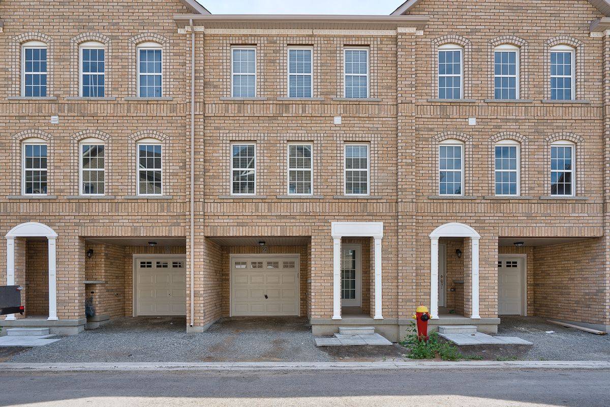 Oakville, ON L6M 0K4,2280 Baronwood DR #92