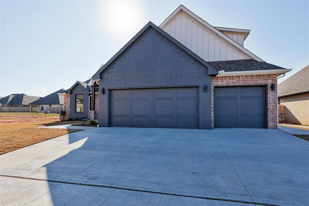 Mustang, OK 73064,11612 SW 55th Street