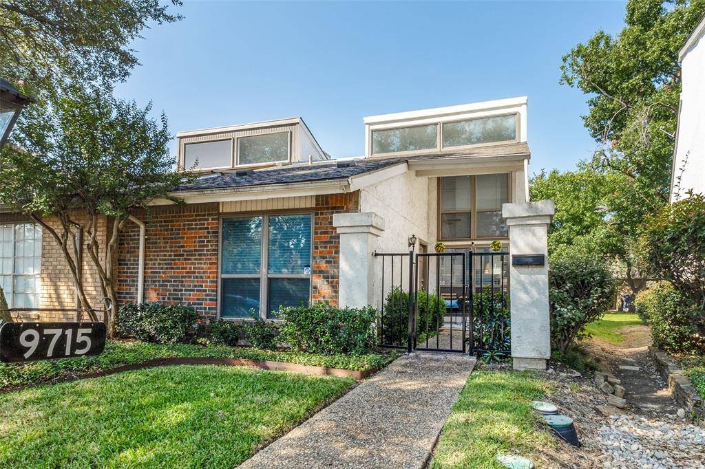 Dallas, TX 75243,9715 Smokefeather Lane