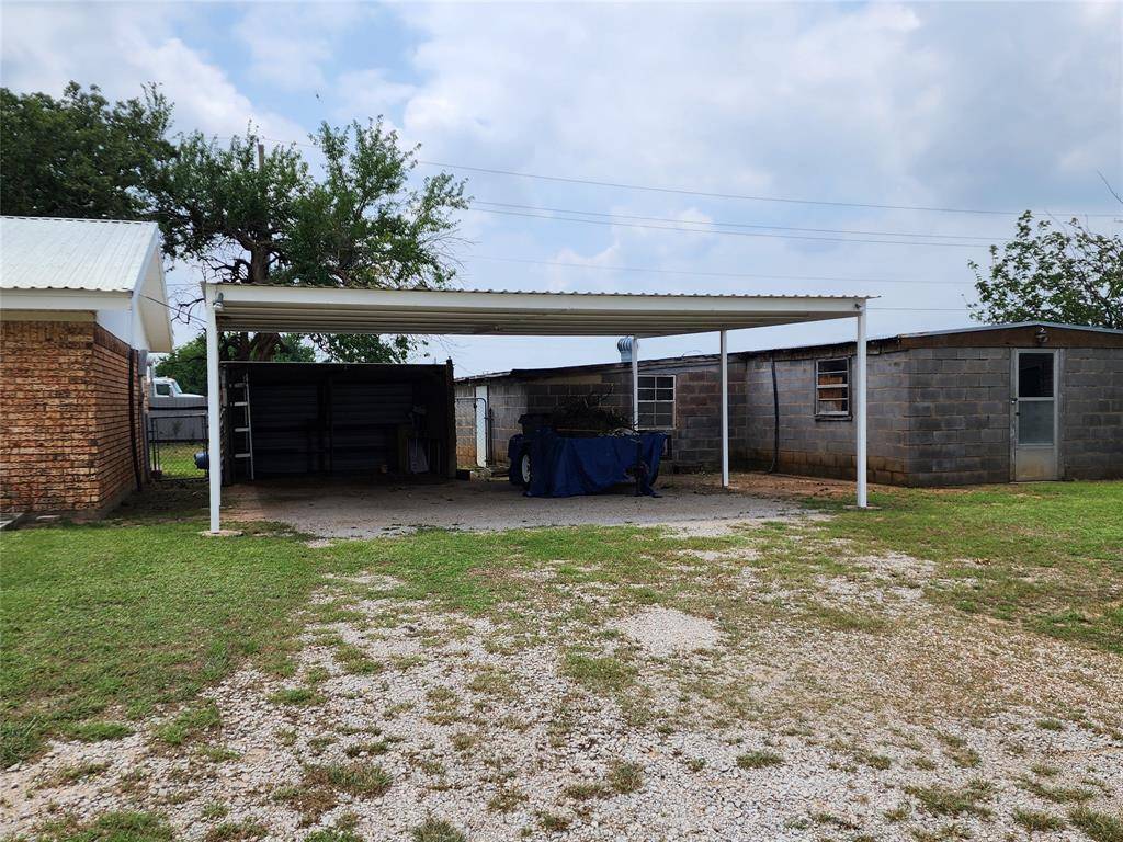 Bangs, TX 76823,310 County Road 183